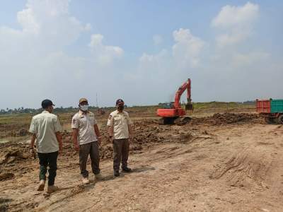Tegas! Satpol PP Kabupaten Tangerang Tertibkan Galian Tanah di Kresek