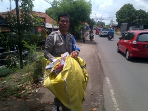 Masuk Masa Tenang, Atribut Partai Politik di Cilegon Ditertibkan