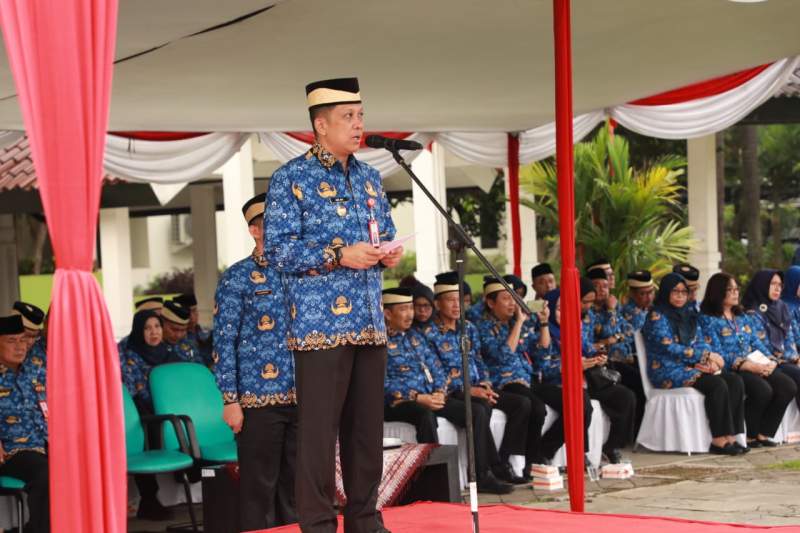 Pj Bupati Tangerang Pimpin Upacara Hardiknas