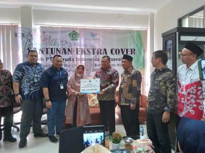 Jemaah Haji Pandeglang Terima Asuransi Ekstra Cover Penerbangan