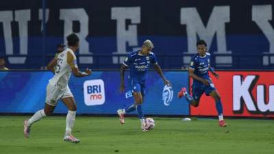 Aksi Rasisme Memalukan Suporter Persib Terhadap Pemain Dewa United