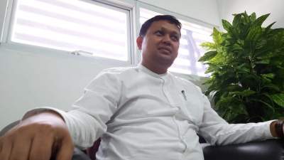 Plt Kadinkes Tangsel Deden Deni.