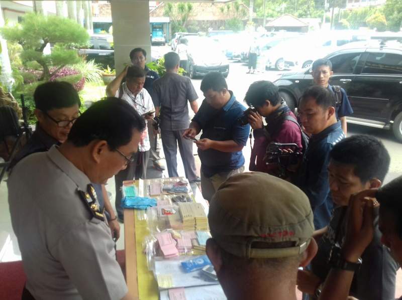 Pelaku pemerasan di Mapolrestro Tangerang Kota.