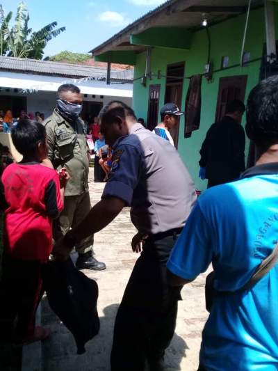 Mayat membusuk Gegerkan Warga Desa Pematang