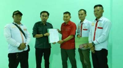 Aktivis LSM Laporkan Kades Kemuning Kresek Ke Bawaslu