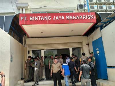 Polisi sweeping Gudang Bandara Mas