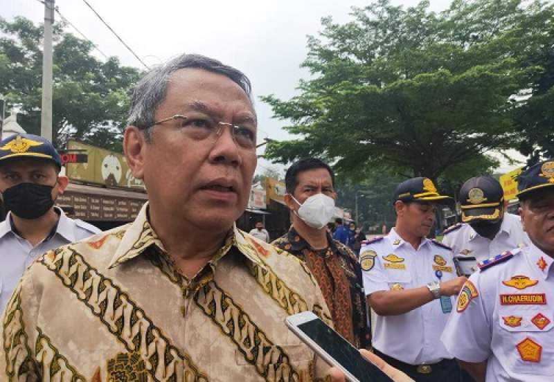 Walikota Tangerang Selatan, Benyamin Davnie