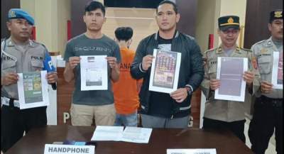 Tersangka promosi judi online ditangkap kepolisian Pandeglang, Banten.