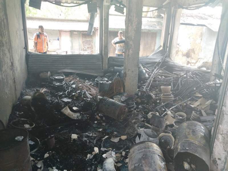 Kebakaran di Pasar Kalodran, Kota Serang, Banten.