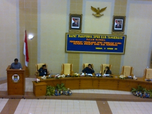Tigaraksa- DPRD ajukan Dua Perda Inisiatif,Seni (25/11)dt
