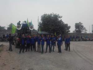 Langgar Perjanjian, Buruh Geruduk Pabrik di Balaraja