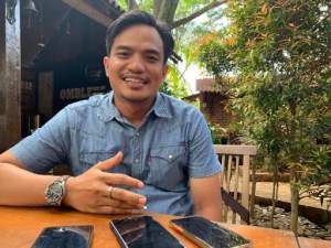 Pengamat kebijakan Publik Adib Miftahul dari UNIS