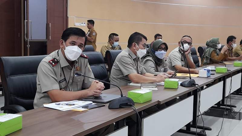 BPN Tangsel saat Rakor bersama Komisi l dan Camat di Ruang Aspirasi DPRD Tangsel.