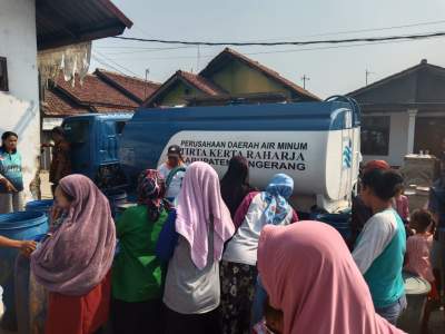 PDAM TKR BANTU AIR BERSIH WARGA KETAPANG MAUK