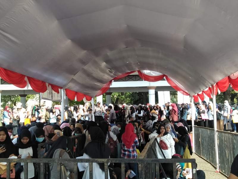 Job Fair Kota Serang, Pelamar Kerja Rela Mengantri
