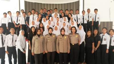 HUT Polwan ke-69, Gelar Sosialisasi ke Sekolah