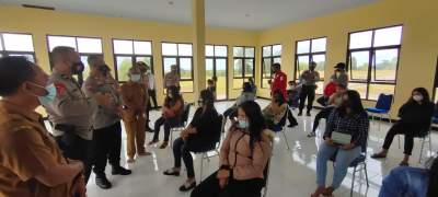 Tamu Salon Depan Ramayana Cilegon Diciduk Polisi, Sedang Asyik Kerokan