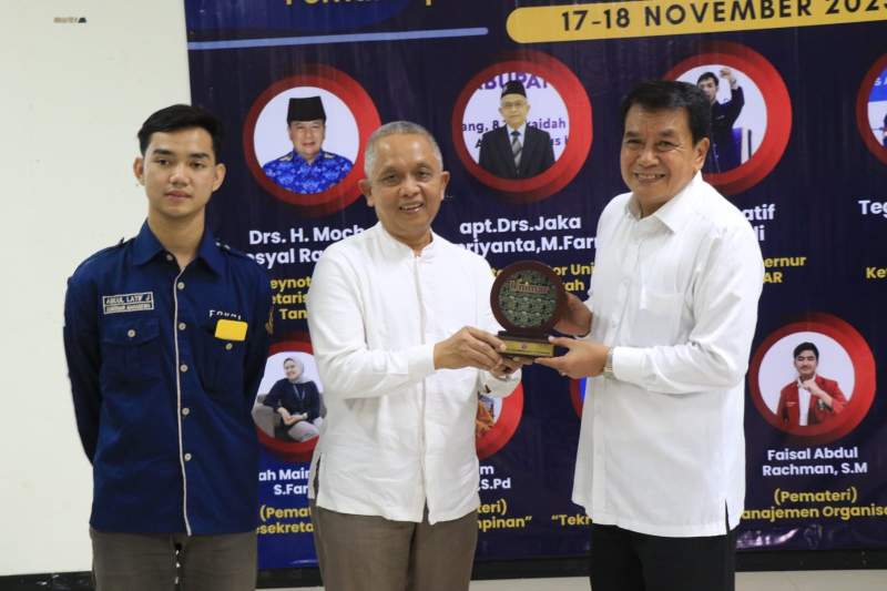 Sekda Minta Mahasiswa Jadi Pemimpin yang Bijak dan Panutan Masyarakat