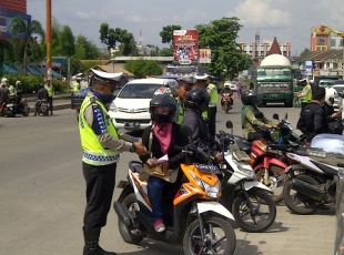 Gakkum Polda Metro Jaya Razia Tertib Lalu Lintas di Tangsel