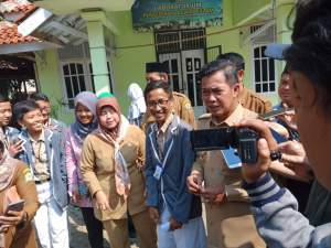 Hari Kedua MPLS, Walikota Serang Lakukan Sidak ke Sekolah Favorite