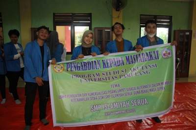 Pelatihan Membuat Pisang Umpet Sebagai Keterampilan Tambahan Para Siswa