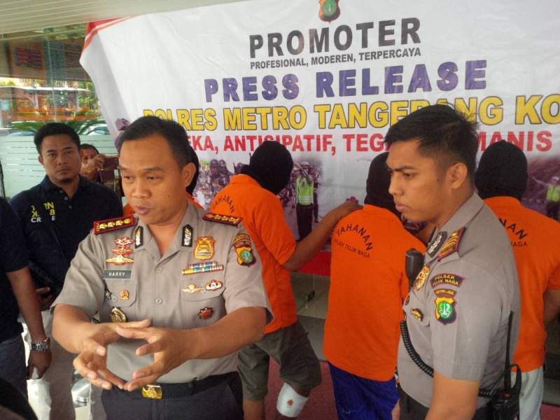 Markas Begal Dikepung, Dua Dihadiahi Peluru Panas