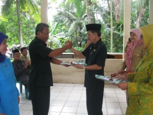 kegiatan serah terima jabatan Camat dan ketua tim PKK Kecamatan Menes.