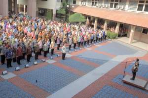 Hari Batik, Arief Kenalkan Batik Cisadane dan Pintu Air 10