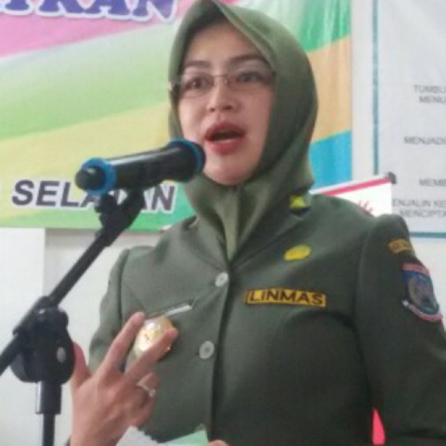 Airin Agendakan Bukber dan Tarling Bersama Warga