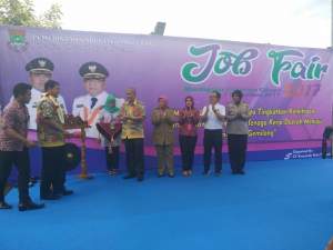 Sekda Resmikan Bursa Tenaga kerja