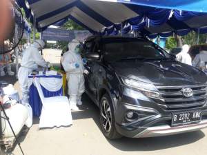 Ribuan orang Ikuti Rapid Test Drive True Pemprov Banten, Satu Orang Dinyatakan Reaktif