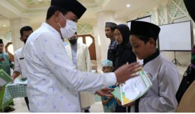 Sekda Harap Santri Bisa Wujudkan Agen Penguatan Moral