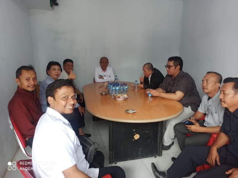 PD Pasar Sosialisasikan Bahaya Virus Corona Ke Pengelola Pasar Sentiong