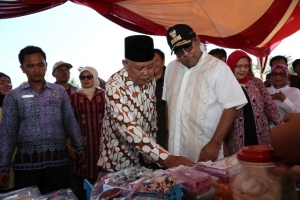 Plt Gubernur Buka Kegiatan Pasar Terbang Ke-4 Di Wanasalam Lebak