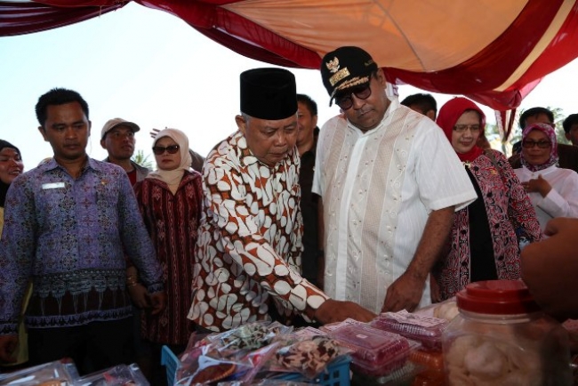 Plt Gubernur Buka Kegiatan Pasar Terbang Ke-4 Di Wanasalam Lebak