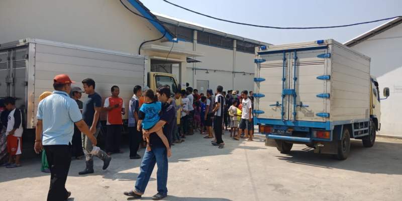 Ratusan Warga Kedaung Barat Geruduk Pabrik Bakso