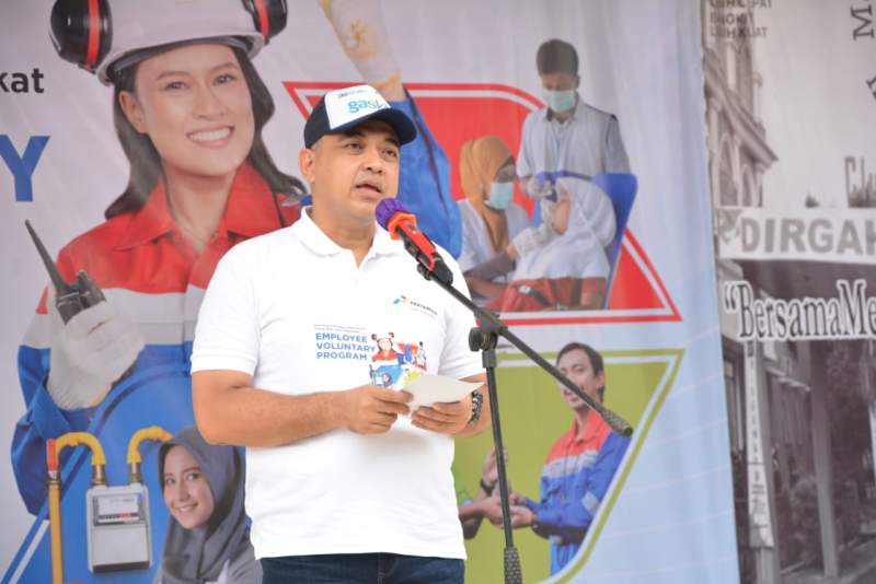 Zaki Resmikan Pengaliran Gas Perumahan Warga Catalina