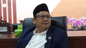 Ketua DPRD Tangsel Abdul Rasyid.
