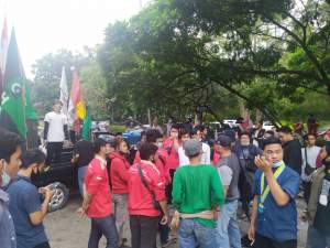 Unjuk Rasa Menolak Eksekusi, Massa BAPERAN di BPN Kota Tangerang, Berakhir Ricuh