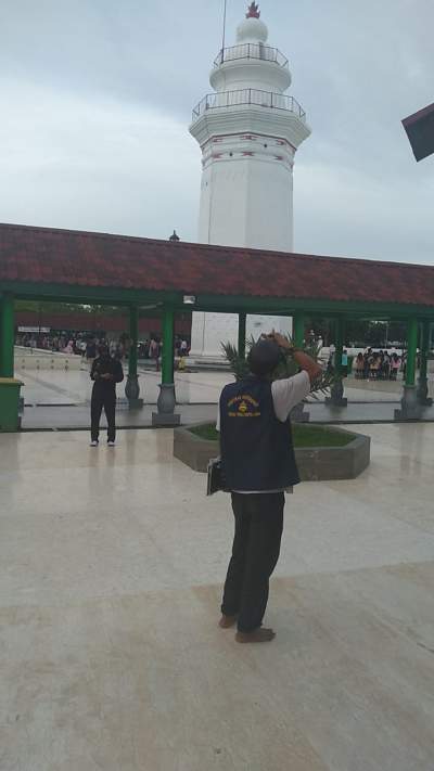 Pelaku Usaha Jasa Foto di Kawasan Banten Lama Terdzolimi