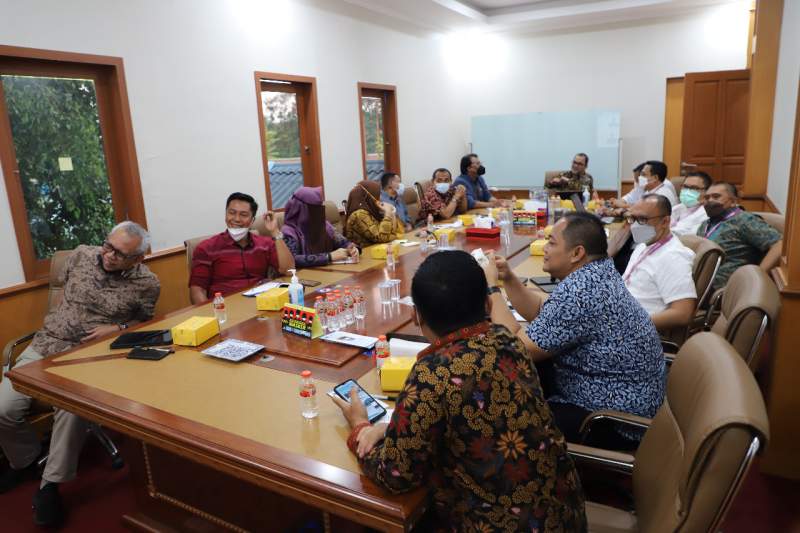 Pangkal Pinang Belajar Pengelolaan Air  ke Perumdam TKR Kabupaten Tangerang
