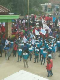 Demonstrasi buruh dari ALTAR di Kantor DInas Ketenagakerjaan Kabupaten Tangerang.