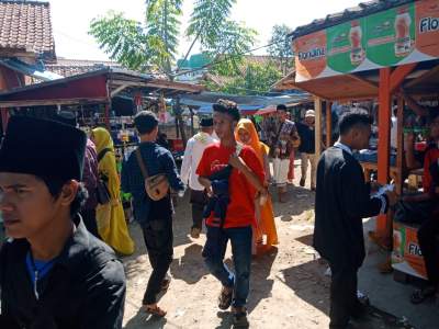 Tradisi Wong Banten Sesudah Lebaran, Gunung Santri Dipenuhi Penziarah