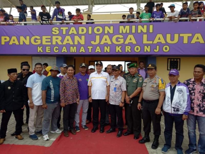 Zaki Resmikan Stadion Mini Kronjo