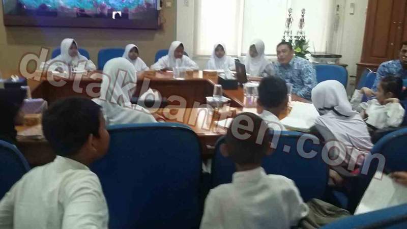 Tanamkan Cinta Lingkungan, PDAM TB Berikan Edukasi Kepada Pelajar SD