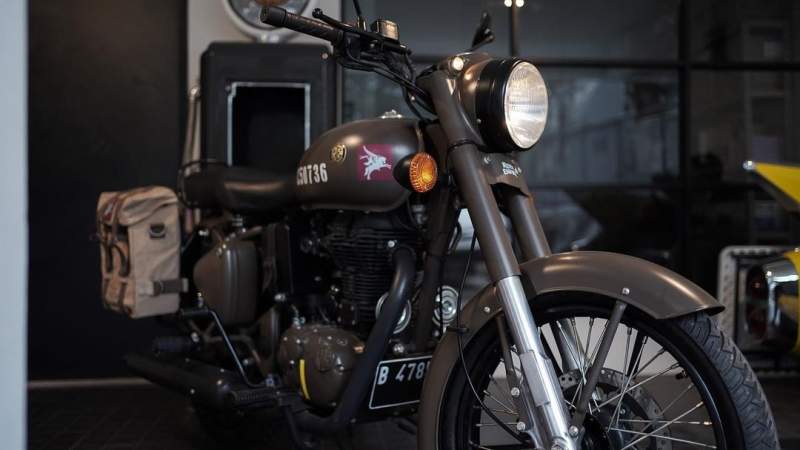 Royal Enfield Classic 500 "Pegasus" Limited Edition milik Ananda Omesh