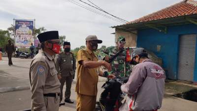 Putus Mata Rantai Covid 19, Muspika Kronjo Tutup Wisata Pantai Pulo Cangkir