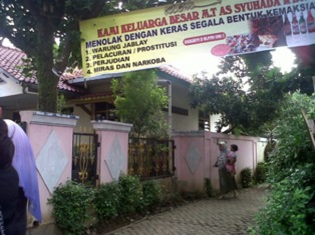 Warung Jablai Bikin Resah Majlis Ta'lim