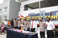 Bawa Sajam dan Molotov, Belasan Geng Motor Tangerang Diamankan Polisi