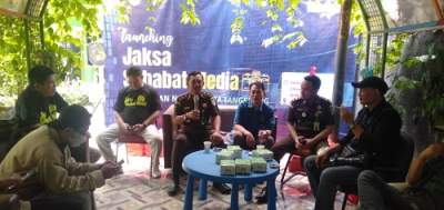 Kejaksaan Negeri Gandeng Pemkot Tangerang, Gelar Bazar Sembako Murah Di Kecamatan Pinang